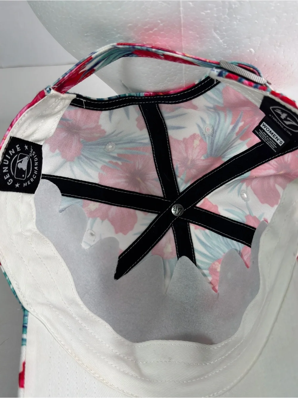 47 Clean Up Atlanta Braves MLB Women’s White Pink Flowers Hat‎ Cap Adj Tropical